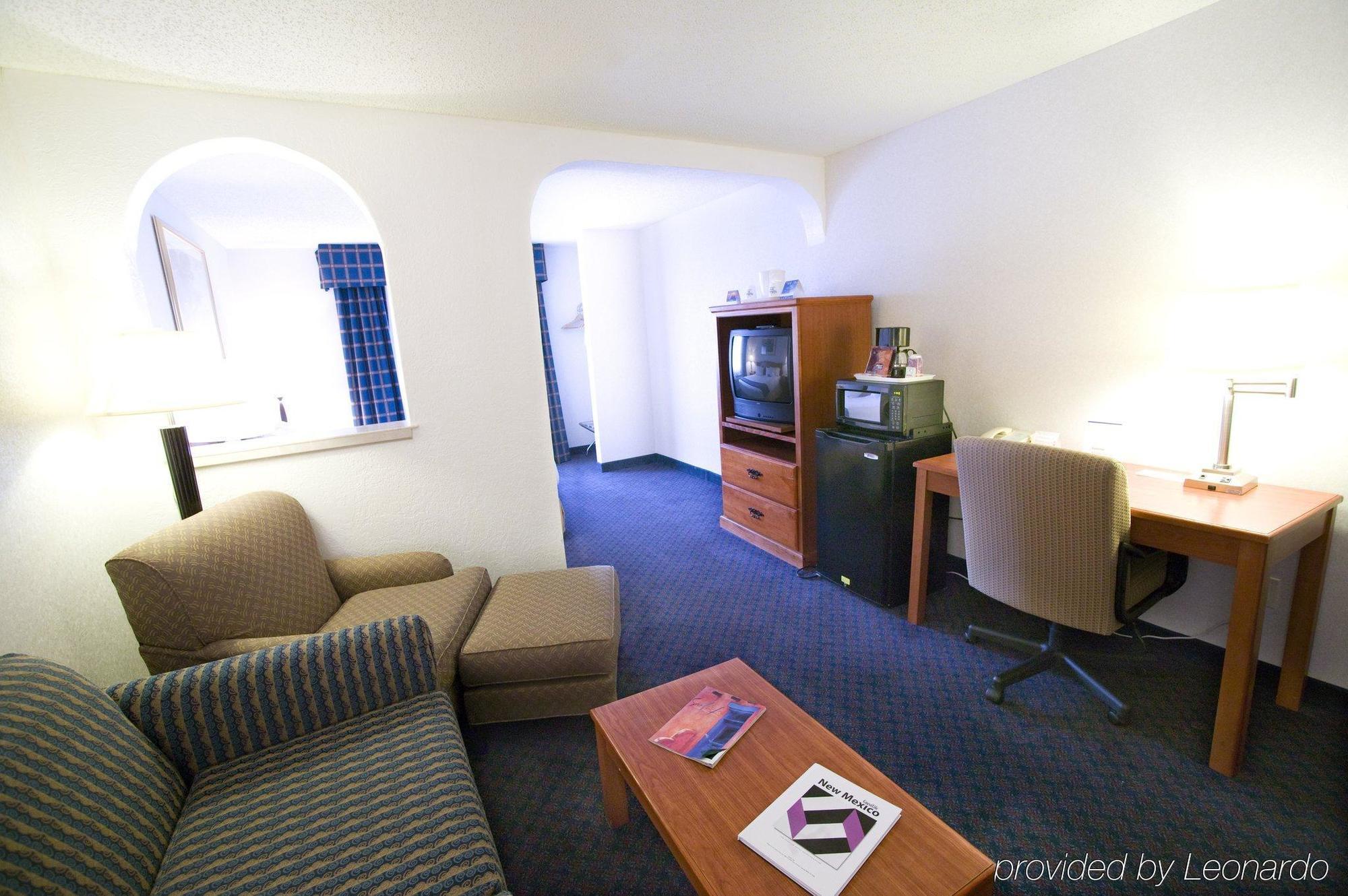 Hotel Ramada By Wyndham Santa Fe Habitación foto
