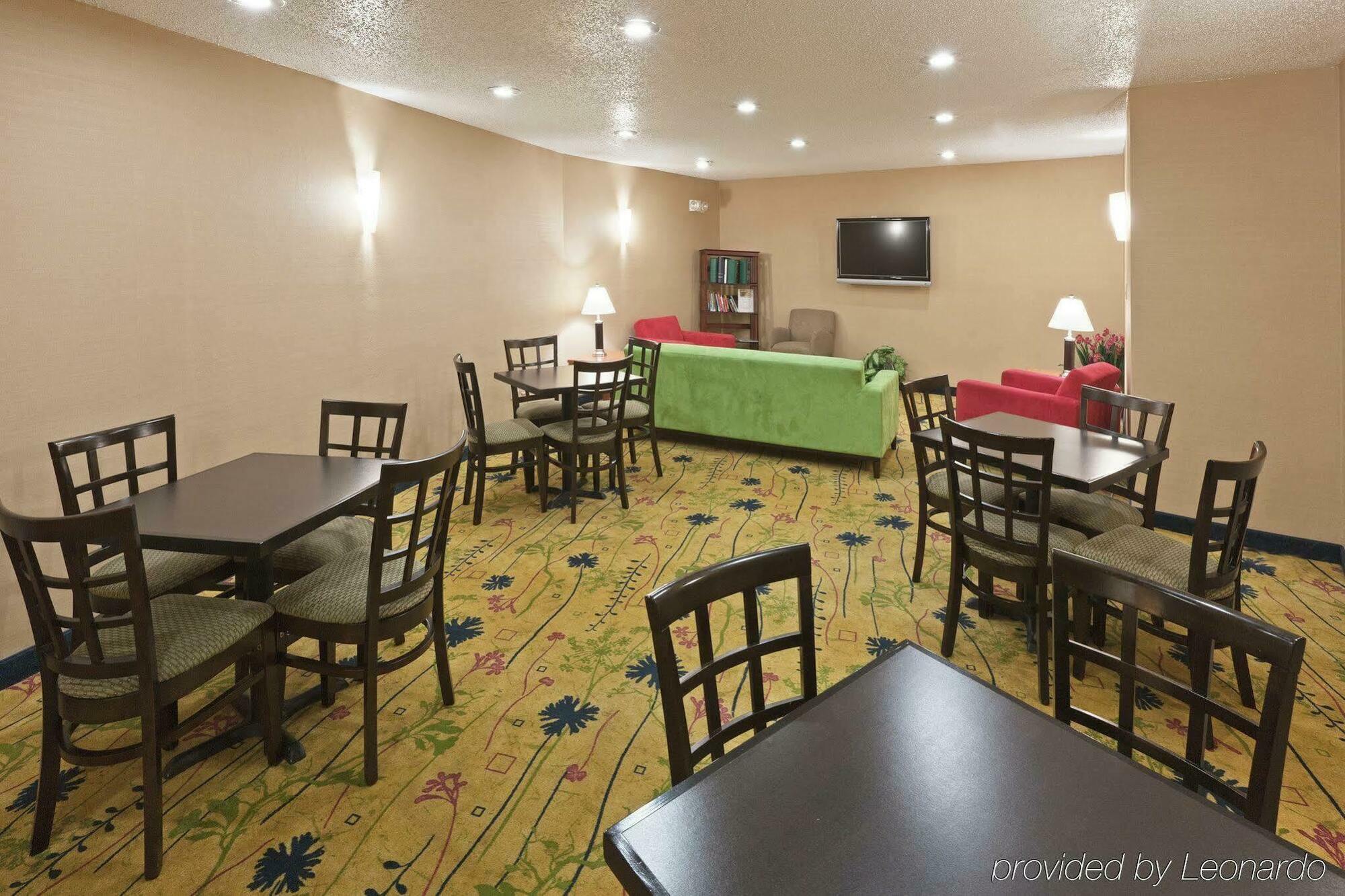 Hotel Ramada By Wyndham Santa Fe Restaurante foto